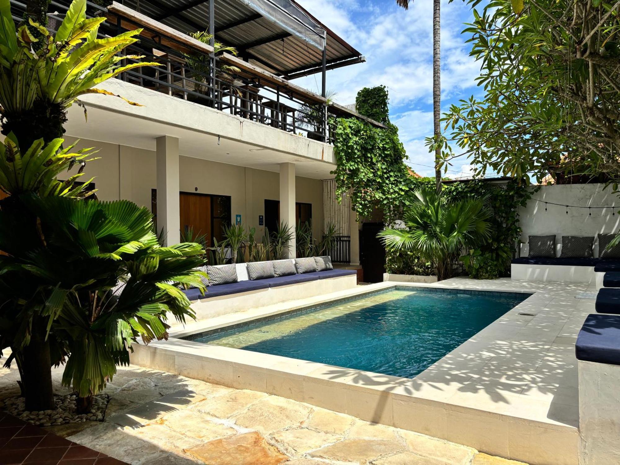 Lay Day Hostel Canggu Luaran gambar