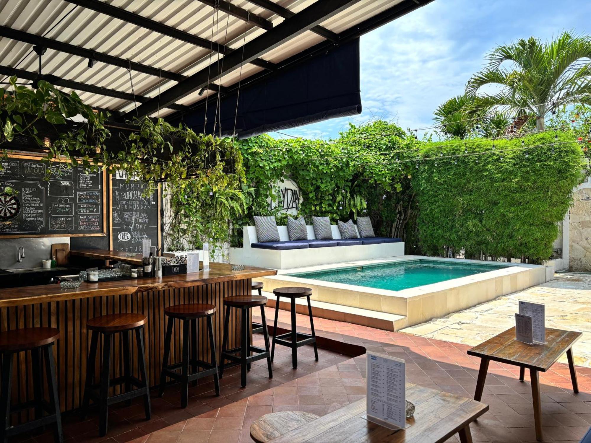 Lay Day Hostel Canggu Luaran gambar